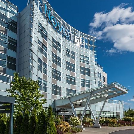דורבאל Novotel Montreal Aeroport מראה חיצוני תמונה